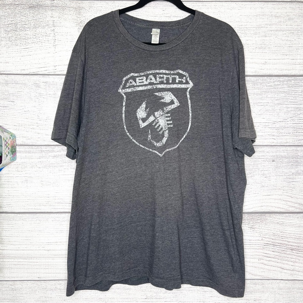 Vintage Abarth Racing Sports Car Logo T-Shirt Men’s Size 2XL Gray Short Sleeve